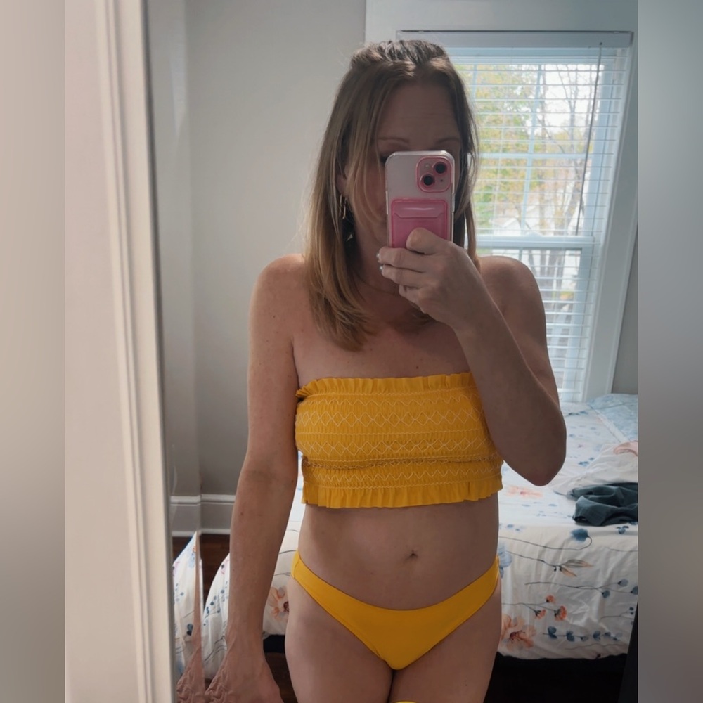 Xhilaration Yellow Ruffle Bikini Set - Picture 8 of 11